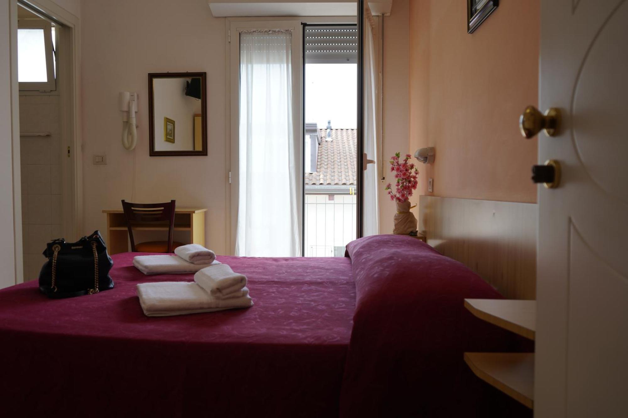 Hotel Malibu Mare Rimini Exterior photo