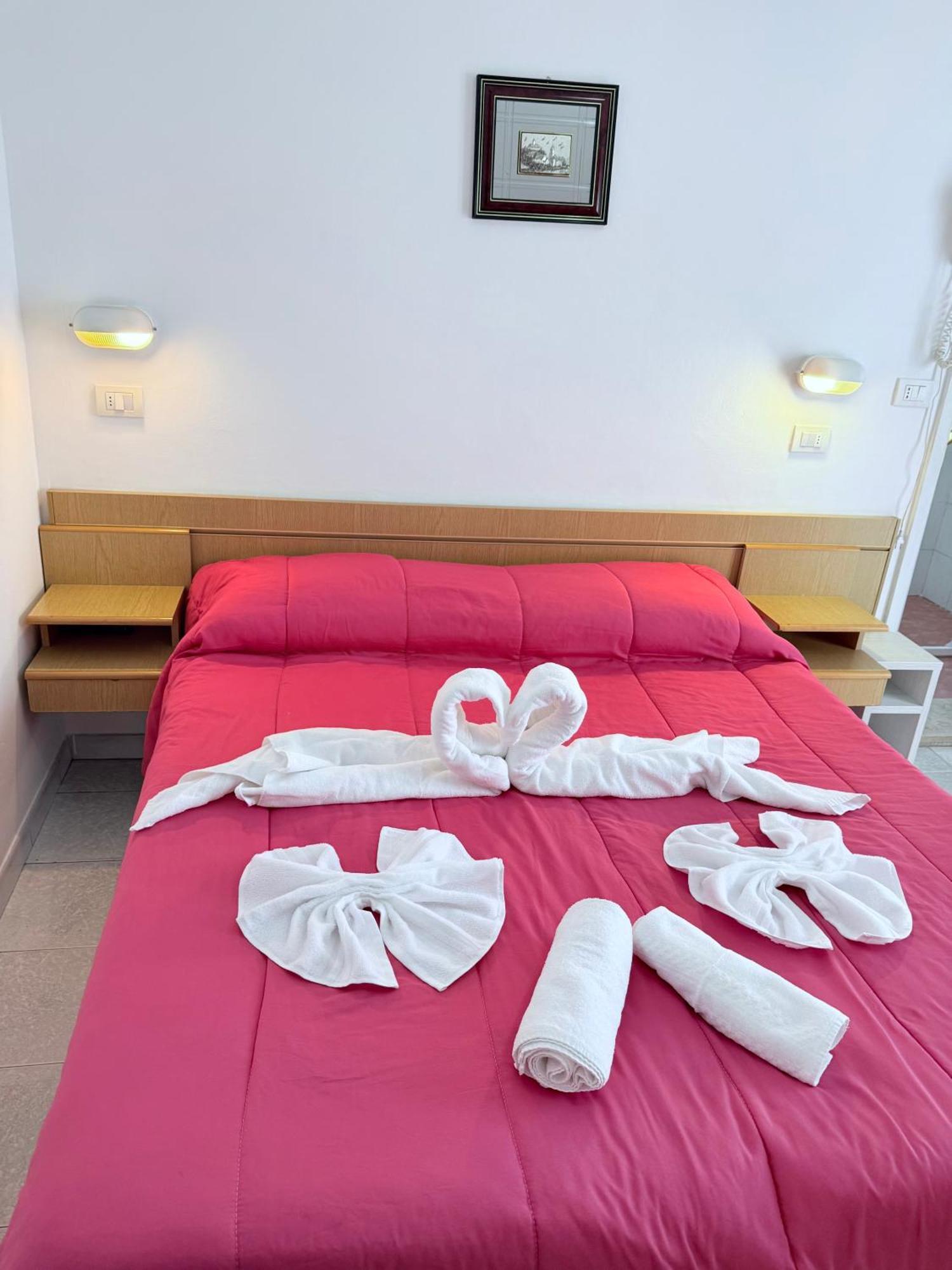 Hotel Malibu Mare Rimini Exterior photo