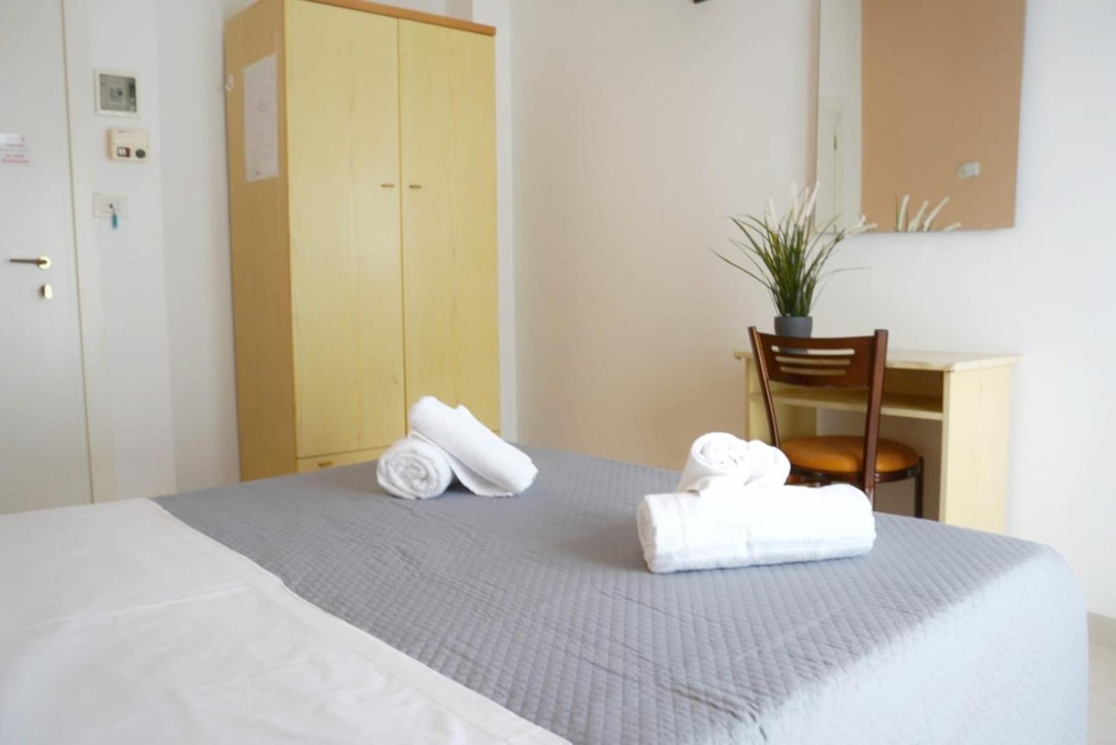 Hotel Malibu Mare Rimini Exterior photo