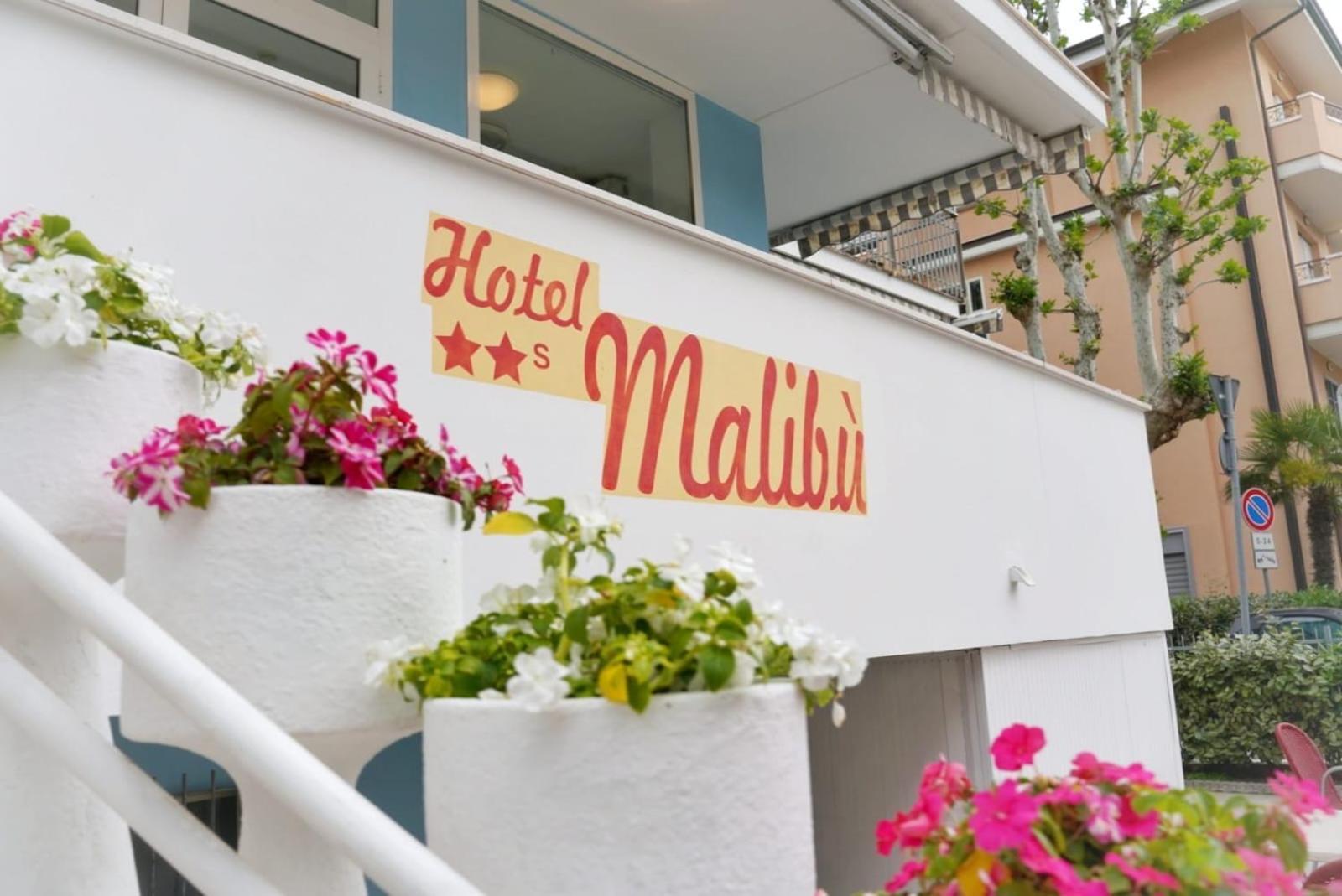 Hotel Malibu Mare Rimini Exterior photo