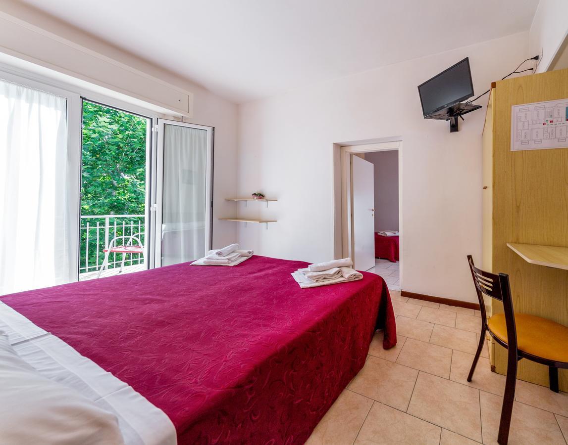 Hotel Malibu Mare Rimini Exterior photo