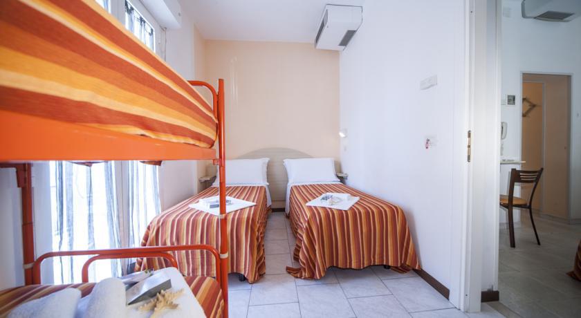 Hotel Malibu Mare Rimini Exterior photo